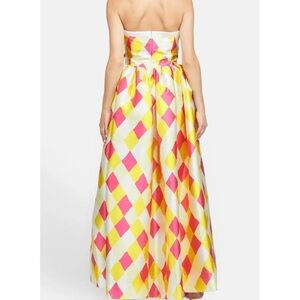 Evening Gown by Lanvin
Size 38 / US4 - 6
Never worn